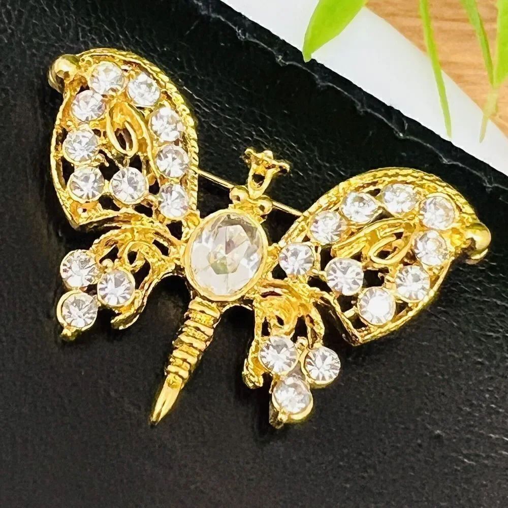 Vintage LIA Sophia Clear Rhinestone Butterfly gold tone Brooch Designer 1322